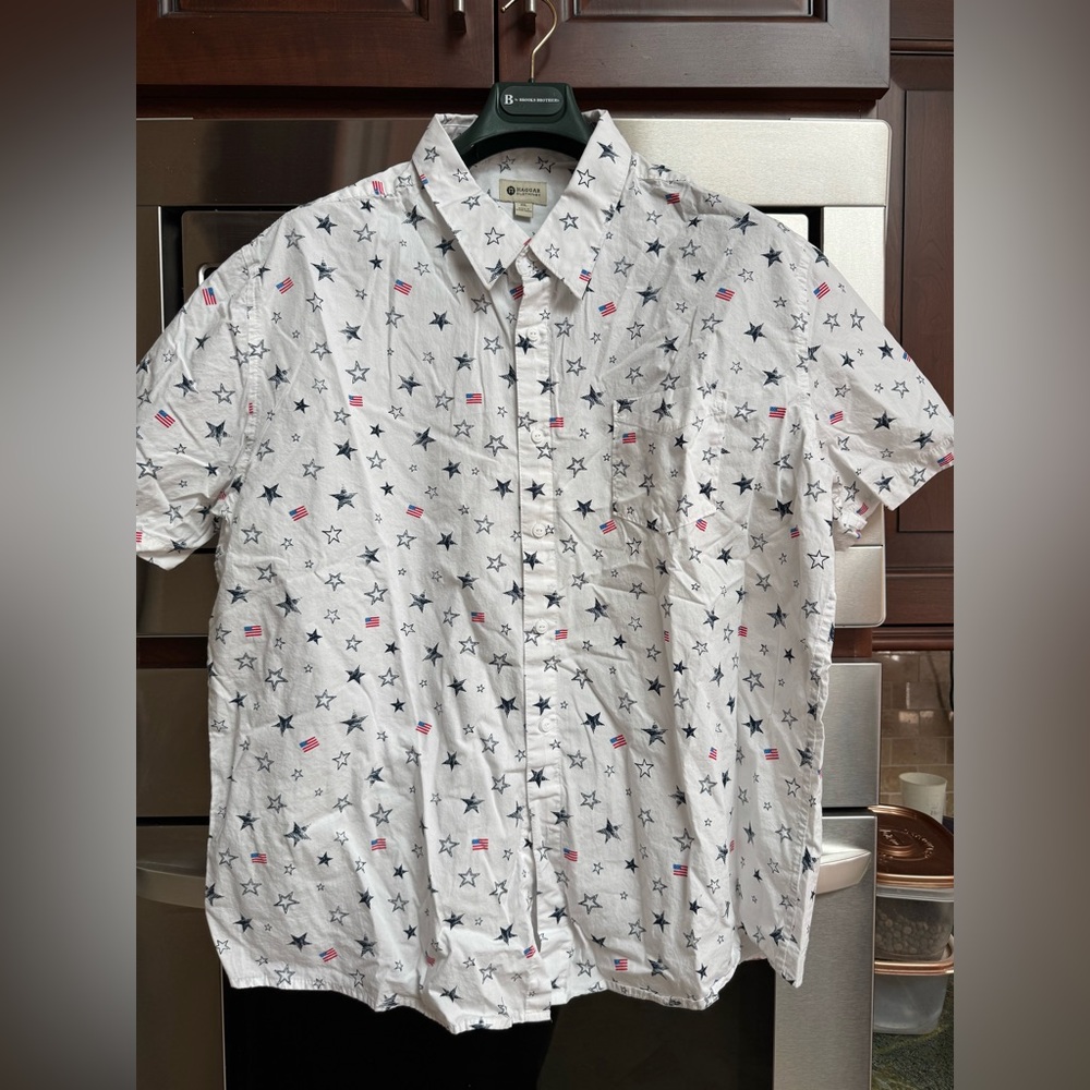 Button-Up Short Sleeve Star & Flag Print Shirt - White